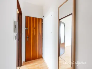 Pronájem bytu 1+1, Praha - Liboc, Ke Džbánu, 32 m2