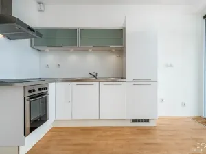 Prodej bytu 1+kk, Praha - Kbely, Pod Nouzovem, 34 m2
