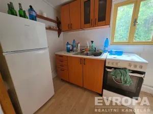 Pronájem chaty, Černošice, 36 m2