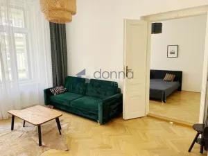 Pronájem bytu 2+1, Praha, Roháčova, 58 m2