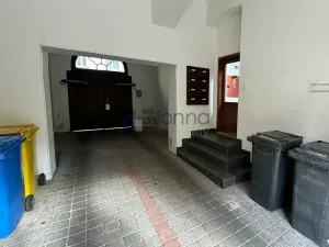 Pronájem bytu 2+1, Praha, Roháčova, 58 m2