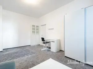 Pronájem bytu 2+kk, Praha - Libeň, Na Rokytce, 46 m2