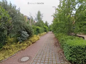Prodej bytu 2+kk, Praha - Libuš, Božejovická, 57 m2