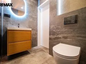 Pronájem bytu 2+kk, Praha - Braník, Branická, 39 m2
