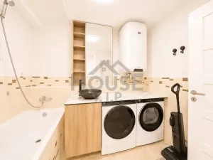 Prodej bytu 3+kk, Břežany II, 64 m2