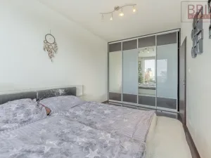 Pronájem bytu 2+kk, Praha, Svitákova, 54 m2