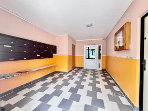 Prodej bytu 1+1, Ústí nad Labem - Severní Terasa, Meruňková, 35 m2