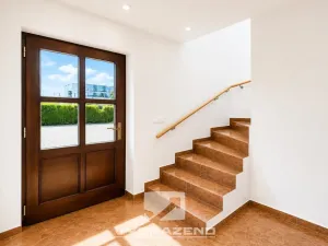 Prodej rodinného domu, Roztoky, 410 m2