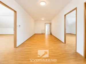 Prodej rodinného domu, Roztoky, 410 m2