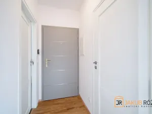 Pronájem bytu 2+kk, Mladé Buky, 38 m2