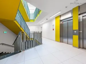 Pronájem bytu 3+kk, Praha - Karlín, Sokolova, 86 m2