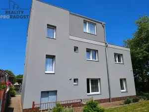 Prodej bytu 2+1, Teplice, Teplická, 55 m2