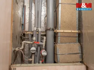 Prodej bytu 2+1, Desná - Desná II, Poštovní, 66 m2