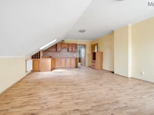 Prodej rodinného domu, Dubí - Drahůnky, B. Němcové, 210 m2