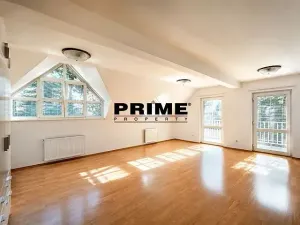 Pronájem rodinného domu, Praha - Nebušice, K vinicím, 251 m2