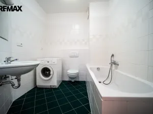 Prodej bytu 2+kk, Praha - Smíchov, Pod Hybšmankou, 53 m2