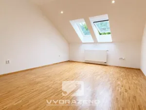 Prodej bytu 5+1, Roztoky, 176 m2