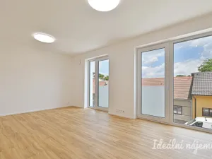 Pronájem bytu 1+kk, Brno, U zoologické zahrady, 37 m2