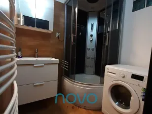 Pronájem bytu 2+1, Praha - Hloubětín, Konzumní, 58 m2
