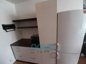 Pronájem bytu 2+kk, Praha, 47 m2