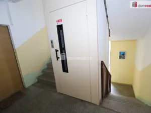 Pronájem bytu 1+1, Mariánské Lázně - Úšovice, Hroznatova, 38 m2
