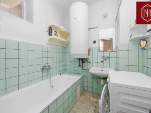 Prodej chalupy, Knínice, 269 m2