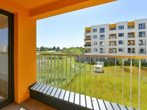 Pronájem bytu 2+kk, Praha - Uhříněves, Oty Bubeníčka, 47 m2