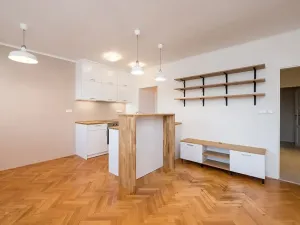 Pronájem bytu 4+kk, Praha - Vokovice, Africká, 77 m2