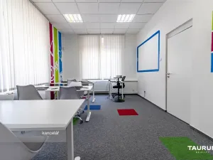 Pronájem kanceláře, Plzeň - Jižní Předměstí, Harantova, 105 m2
