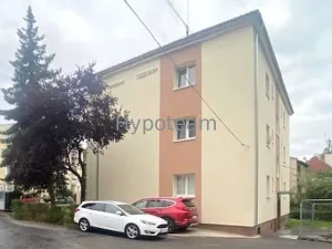 Pronájem bytu 3+1, Ústí nad Labem - Střekov, Truhlářova, 60 m2
