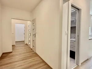 Prodej bytu 2+1, Orlová - Lutyně, Masarykova třída, 63 m2