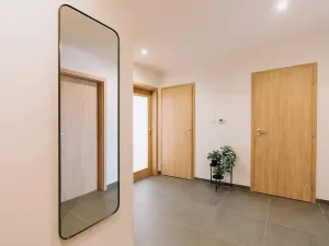 Prodej bytu 4+kk, Praha - Uhříněves, Ke kříži, 76 m2