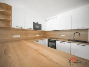 Pronájem bytu 1+kk, Jablonec nad Nisou - Rýnovice, Jezdecká, 35 m2
