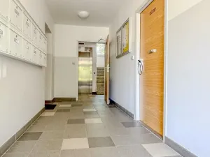 Pronájem bytu 2+kk, Praha - Hlubočepy, Gabinova, 47 m2