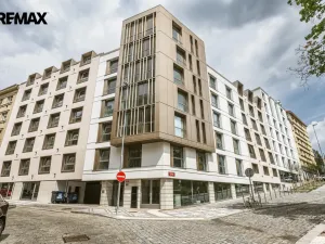 Pronájem bytu 1+kk, Praha - Vršovice, Krymská, 26 m2