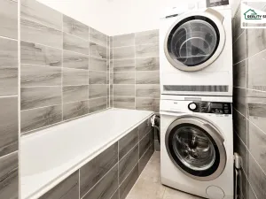 Pronájem bytu 2+1, Cheb, Obětí nacismu, 57 m2