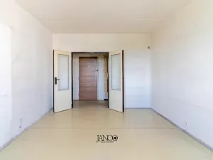 Prodej bytu 3+1, Třebíč, Kpt. Jaroše, 69 m2