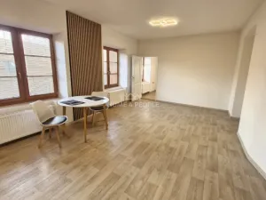 Prodej bytu 2+kk, Náměšť nad Oslavou, Mjr. Šandery, 65 m2