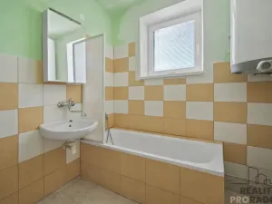Pronájem rodinného domu, Vrbatův Kostelec - Louka, 137 m2
