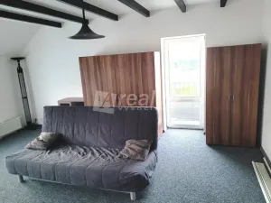 Pronájem bytu 1+kk, Náměšť nad Oslavou, 35 m2
