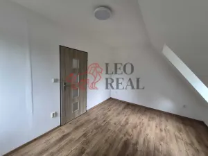 Pronájem bytu 2+1, Nový Bor, Husova, 78 m2