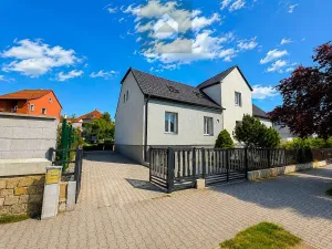 Prodej rodinného domu, Plzeň - Doudlevce, Zborovská, 165 m2