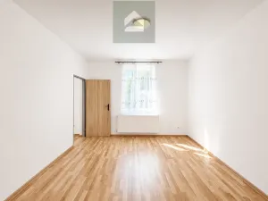 Prodej rodinného domu, Plzeň - Doudlevce, Zborovská, 165 m2