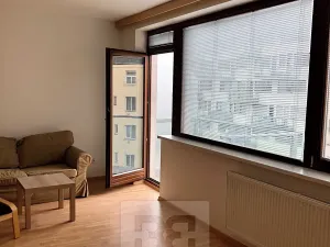 Pronájem bytu 1+kk, Praha - Holešovice, U měšťanského pivovaru, 41 m2