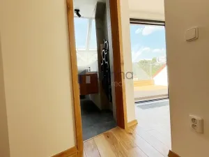 Pronájem bytu 4+kk, Praha, Pod Kavalírkou, 100 m2