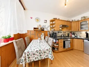 Prodej bytu 4+1, Praha - Modřany, Rakovského, 90 m2