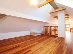 Prodej rodinného domu, Zahrádky - Horní Dvorce, 180 m2
