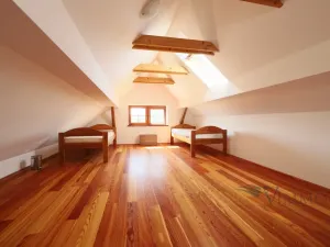 Prodej chalupy, Zahrádky - Horní Dvorce, 180 m2