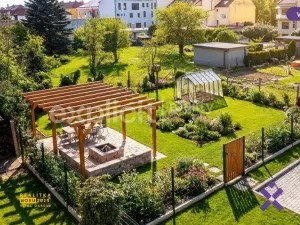 Prodej zahrady, Uherské Hradiště, Mojmírova, 270 m2