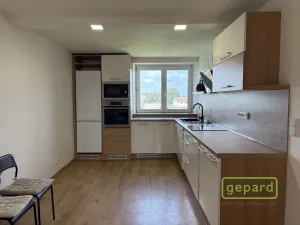 Pronájem bytu 2+1, Olomouc, Matěje z Janova, 45 m2